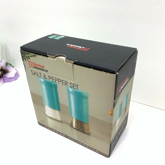 2 Pack of Salt and Pepper Shaker Set Turquoise Blue Home Basics NEW - Picture 10 of 12